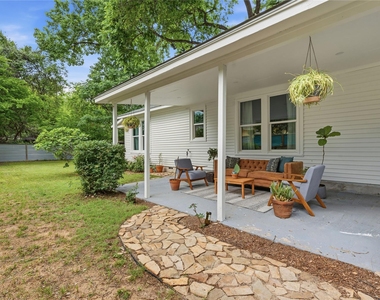 1122 Gunter St - Photo Thumbnail 28