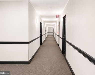 1001 N Randolph Street - Photo Thumbnail 1