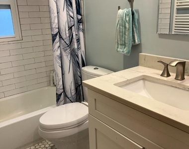 836 S Veitch Street - Photo Thumbnail 6