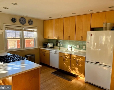 836 S Veitch Street - Photo Thumbnail 1