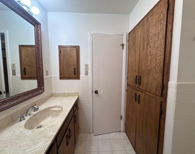 124 Plum St St - Photo Thumbnail 20