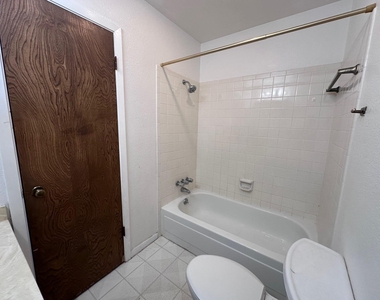 124 Plum St St - Photo Thumbnail 25