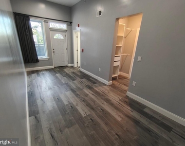 700 N Marshall Street - Photo Thumbnail 23