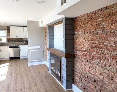 4594 Baker Street - Photo Thumbnail 2