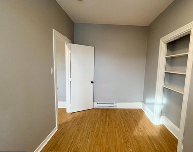 4417 Walnut Street - Photo Thumbnail 7