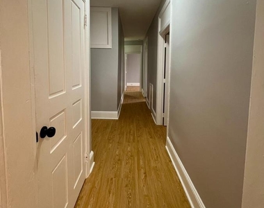 4417 Walnut Street - Photo Thumbnail 9
