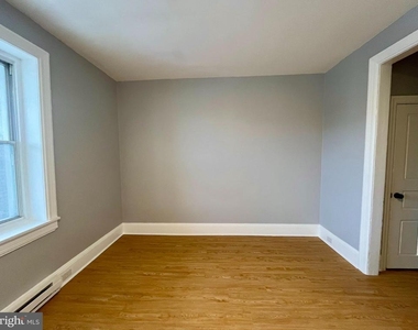 4417 Walnut Street - Photo Thumbnail 2