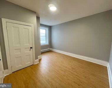 4417 Walnut Street - Photo Thumbnail 12