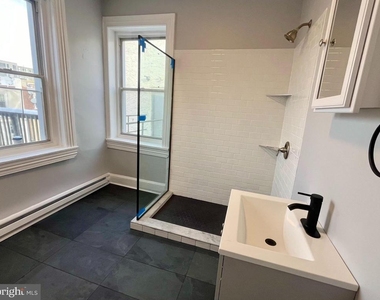 4417 Walnut Street - Photo Thumbnail 33
