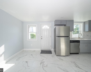 4520 Baker Street - Photo Thumbnail 18