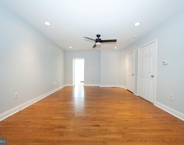 4520 Baker Street - Photo Thumbnail 16