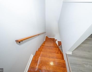 4520 Baker Street - Photo Thumbnail 34