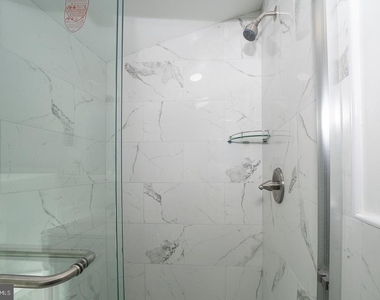 4520 Baker Street - Photo Thumbnail 28