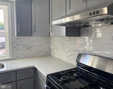 4520 Baker Street - Photo Thumbnail 1