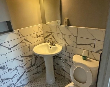 8300 Lynnewood Road - Photo Thumbnail 5