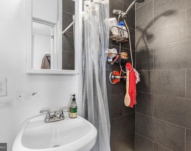 1724 Monument Street - Photo Thumbnail 7