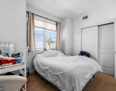 1724 Monument Street - Photo Thumbnail 11