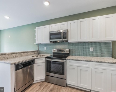 2824 N 22nd Street - Photo Thumbnail 9