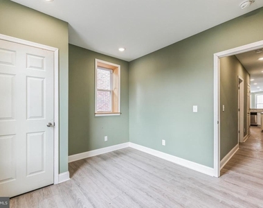 2824 N 22nd Street - Photo Thumbnail 11