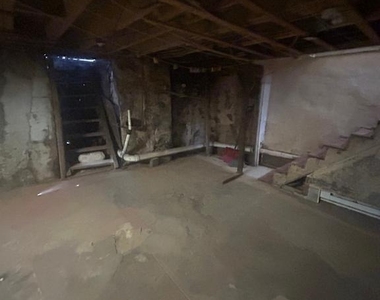 1860 Wakeling Street - Photo Thumbnail 10