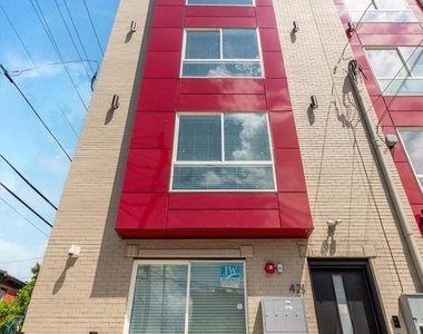 421 W Cumberland St - Photo Thumbnail 11