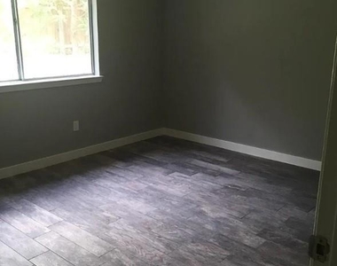 4604 Brown Bark Pl - Photo Thumbnail 10