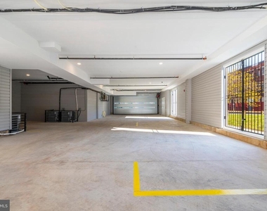 2304 N 9th Street - Photo Thumbnail 34