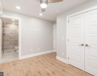 2304 N 9th Street - Photo Thumbnail 19