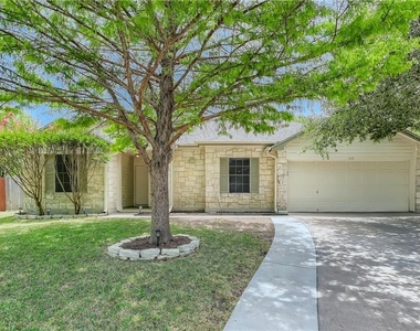102 Osage Ct - Photo Thumbnail 1