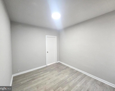 4436 N Chadwick Street - Photo Thumbnail 11