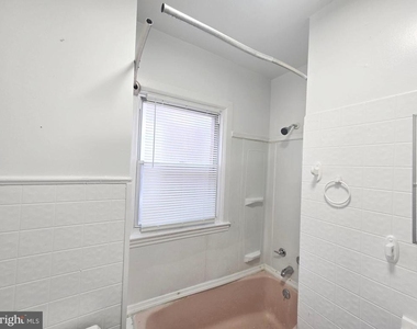 4436 N Chadwick Street - Photo Thumbnail 17