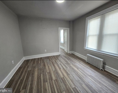 6149 W Columbia Avenue - Photo Thumbnail 19