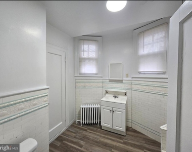 6149 W Columbia Avenue - Photo Thumbnail 6