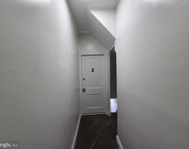 6149 W Columbia Avenue - Photo Thumbnail 2