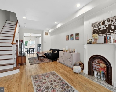 2053 E Sergeant Street - Photo Thumbnail 1