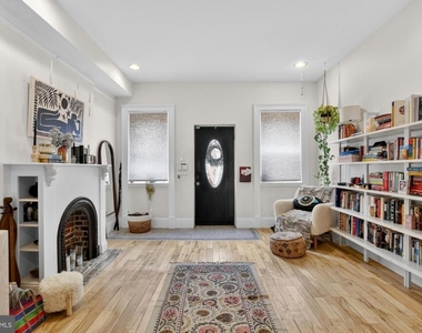 2053 E Sergeant Street - Photo Thumbnail 2