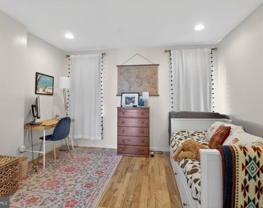 2053 E Sergeant Street - Photo Thumbnail 19