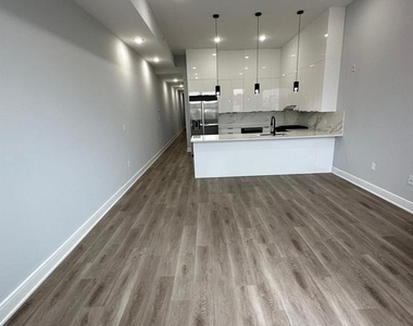 1524 N 4th Street - Photo Thumbnail 3
