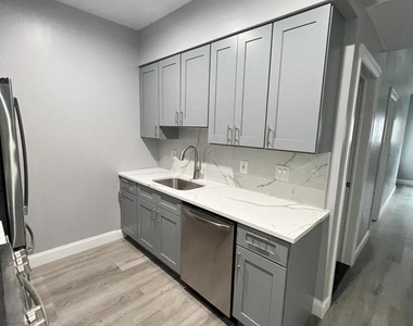 1611-15 Ridge Avenue - Photo Thumbnail 12
