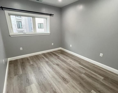 1611-15 Ridge Avenue - Photo Thumbnail 21