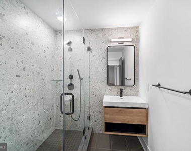 1772 N Front Street - Photo Thumbnail 21