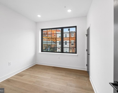 1772 N Front Street - Photo Thumbnail 14