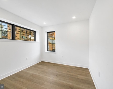 1772 N Front Street - Photo Thumbnail 24