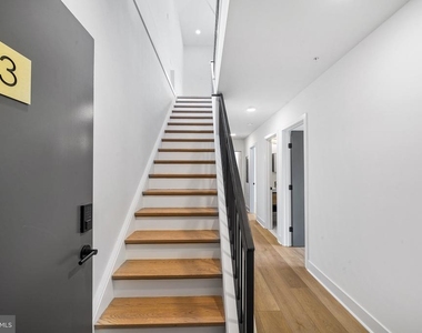 1772 N Front Street - Photo Thumbnail 10