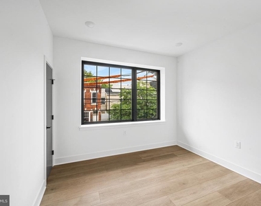 1772 N Front Street - Photo Thumbnail 17