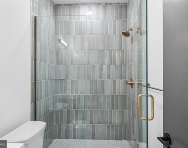 1772 N Front Street - Photo Thumbnail 11