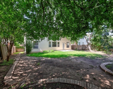 1554 Homewood Cir - Photo Thumbnail 37