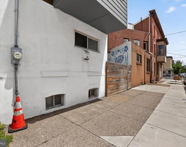 2356 E Susquehanna Avenue - Photo Thumbnail 38