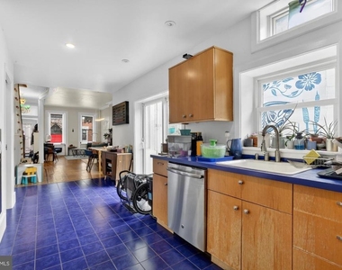 2356 E Susquehanna Avenue - Photo Thumbnail 11