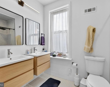 2356 E Susquehanna Avenue - Photo Thumbnail 25